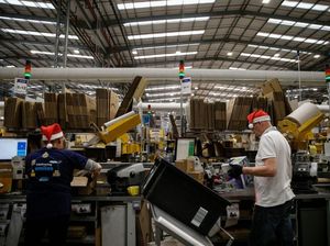 Cair! Bonus Tip Ribuan Kurir Amazon Nyaris Tembus Rp 1 Triliun