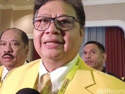 Diminta Pengurus DPD Jadi Capres 2024, Airlangga: Akan Dibahas di Munas