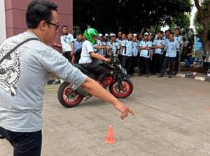 Keselamatan Berkendara Ala Komunitas Honda Streetfire