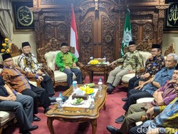 Temui Ketum Muhammadiyah, Presiden PKS Dinasihati Jadi Penyeimbang