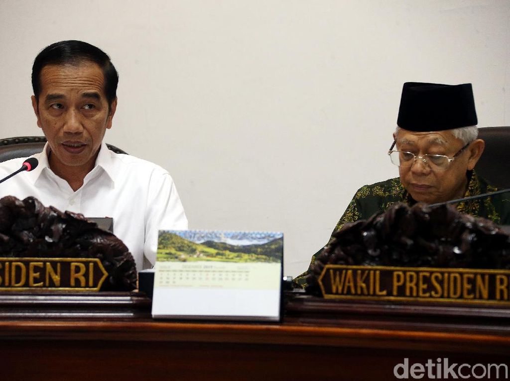 Jokowi Bahas Pengelolaan Cadangan Beras Jokowi Bahas Pengelolaan Cadangan Beras