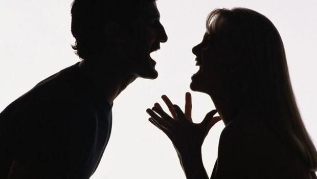 Man caught cheating on Wife or Girlfriend