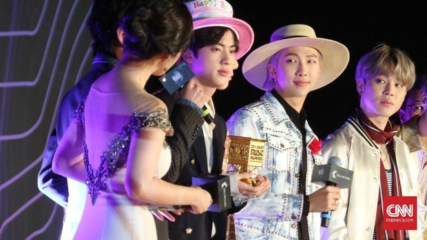 BTS tambah daesang di MAMA 2019.