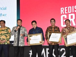 Serahkan Penghargaan Marketeer of The Year 2019, Ini Pesan Bamsoet