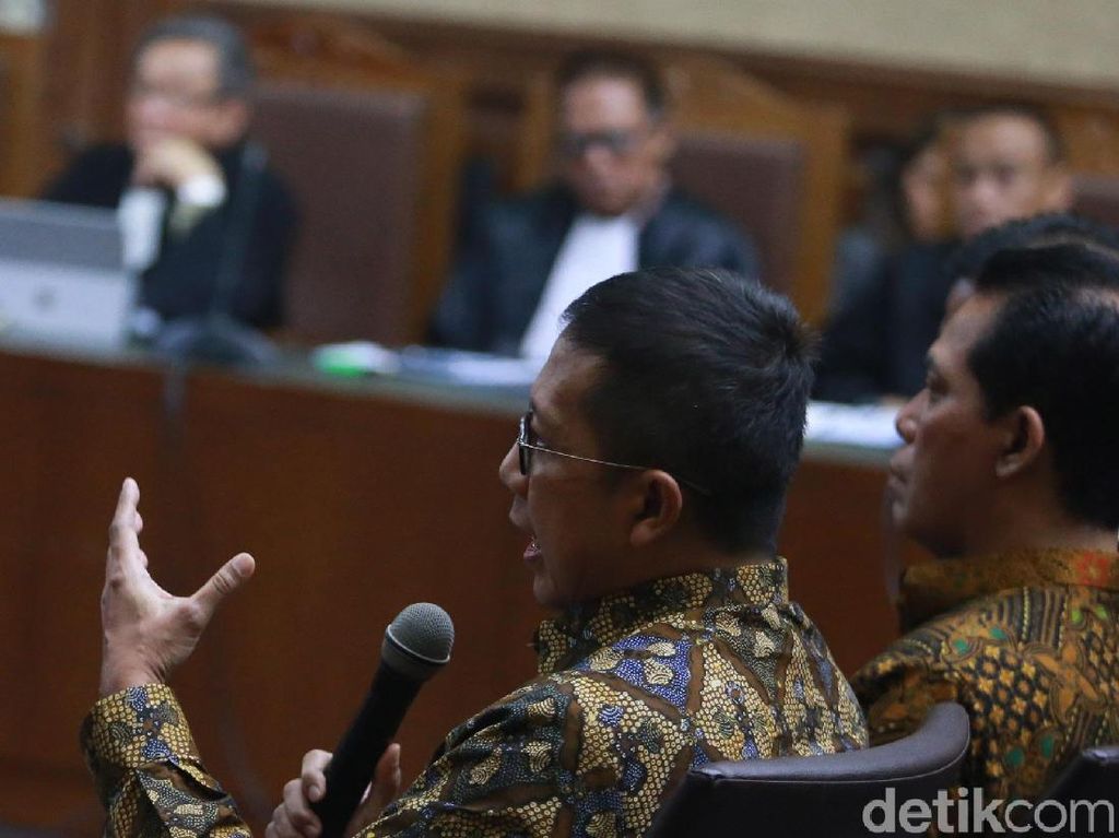 Sidang Tuntutan Rommy, Jaksa Beberkan Duit Rp 70 Juta ke Eks Menag Lukman Sidang Tuntutan Rommy, Jaksa Beberkan Duit Rp 70 Juta ke Eks Menag Lukman