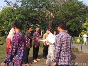 Putri Mahkota Denmark Kunjungi Borobudur, Minta Dijelaskan Soal Relief