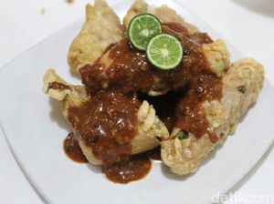 Gurih Batagor Legendaris Khas Bandung Gurih Batagor Legendaris Khas Bandung