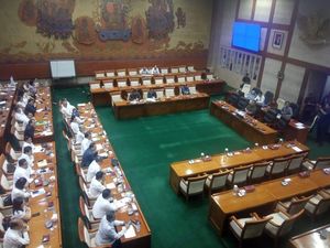 Air Mata Korban Jiwasraya Asal Korsel Tumpah di DPR Air Mata Korban Jiwasraya Asal Korsel Tumpah di DPR