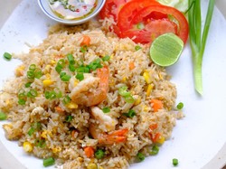 3 Resep Nasi Goreng Bumbu Asia yang Populer Gurih Enaknya