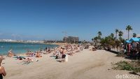 Potret La Mer, Pantai Berbikini di Dubai