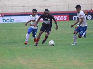 Persipura Vs PSIS: Mutiara Hitam Tundukkan Mahesa Jenar