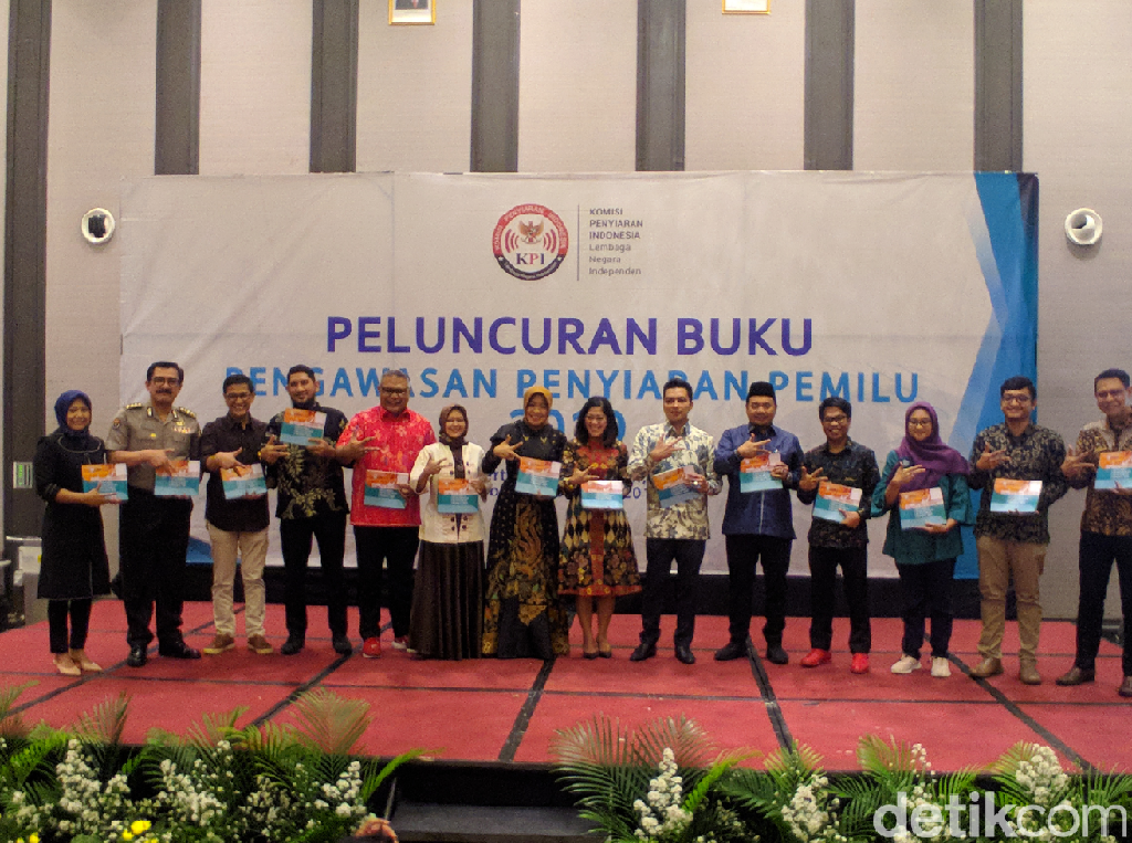 Luncurkan Buku Pengawasan Penyiaran Pemilu 2019, KPI Sorot Preferensi Pemilih Luncurkan Buku Pengawasan Penyiaran Pemilu 2019, KPI Sorot Preferensi Pemilih