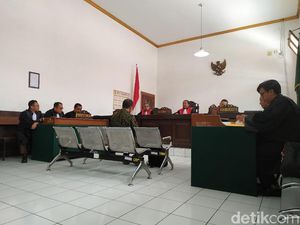 Eks Bos PD Pasar Bandung Tilap Deposito untuk Garam Juara Eks Bos PD Pasar Bandung Tilap Deposito untuk Garam Juara