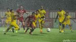 Bhayangkara Lumat Macan Kemayoran