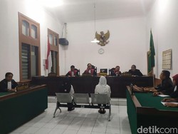 Korupsi Dana BPJS, 2 Eks Pejabat RSUD Lembang Divonis 6,5-8 Tahun Bui