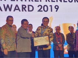 Bupati Pamekasan Sabet Penghargaan Bupati Enterpreneur Award 2019