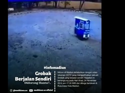 Video Gerobak Mi Ayam di Madiun Jalan Sendiri, Penjualnya Heran