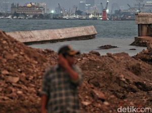 Kondisi Tanggul NCICD di Muara Baru yang Jebol