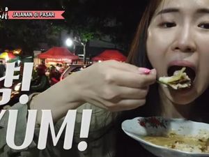 Cicip Gultik Pertama Kali, Youtuber Korea Ini Nambah 3 Piring!
