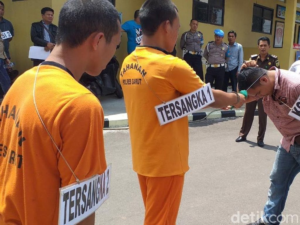 Bacok Mati Korban, Dua Pemuda Garut Dibui Seumur Hidup Bacok Mati Korban, Dua Pemuda Garut Dibui Seumur Hidup