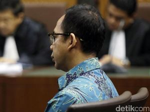 Hakim Tunda Sidang Kasus Korupsi Wawan Adik
