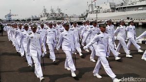 Potret Defile TNI Angkatan Laut di Hari Armada 2019