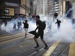 5 Remaja Hong Kong Ditangkap Atas Kematian Kakek 70 Tahun Saat Aksi Demo