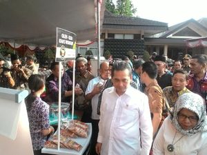 Mendag Genjot Serapan Gabah di Sistem Resi Gudang Mendag Genjot Serapan Gabah di Sistem Resi Gudang