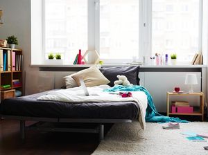 4 Barang yang Nggak Cocok Disimpan di Kamar Tidur, Bikin Nggak Mood