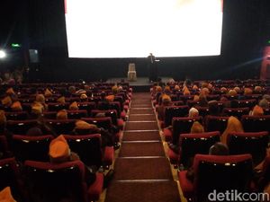 Serbu Studio Film, Veteran Cirebon: Kami Butuh Tertawa