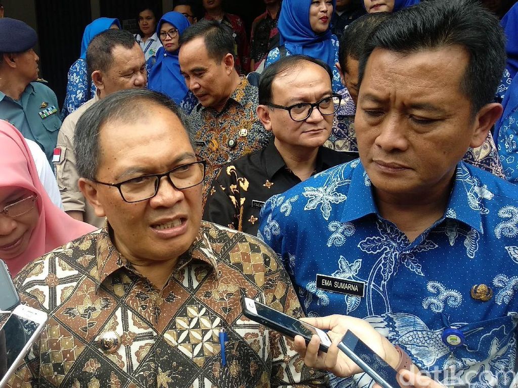 Pandemi Corona, Pemkot Bandung Gandeng Pakar Bahas Karantina Wilayah Pandemi Corona, Pemkot Bandung Gandeng Pakar Bahas Karantina Wilayah