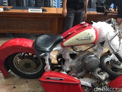 News Of The Week: Ledakan Granat Asap Hingga Harley Naik Garuda