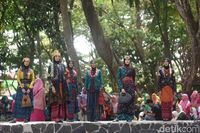 Apa Jadinya Jika Peragaan Busana Digelar di Hutan Kota Kediri?