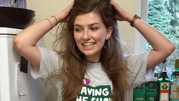 Transformasi Wanita Cukur Rambut Panjang Jadi Cepak sampai Botak untuk Amal