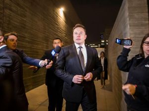 Elon Musk Ikut Serukan #DeleteFacebook Elon Musk Ikut Serukan #DeleteFacebook