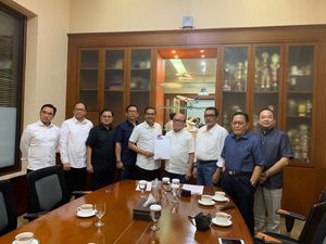 Fuad Rizal Gantikan Ari Askhara Pimpin Garuda