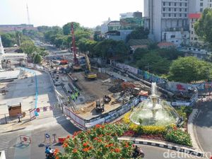 Alun-alun Suroboyo Ditargetkan Akhir Tahun Bisa Dilalui Pejalan Kaki