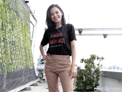 Postingan Indah Permatasari Usai Dinikahi Arie Kriting Tanpa Ridho Ibunda