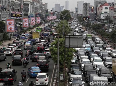 Potret Kemacetan di Kawasan Kelapa Gading