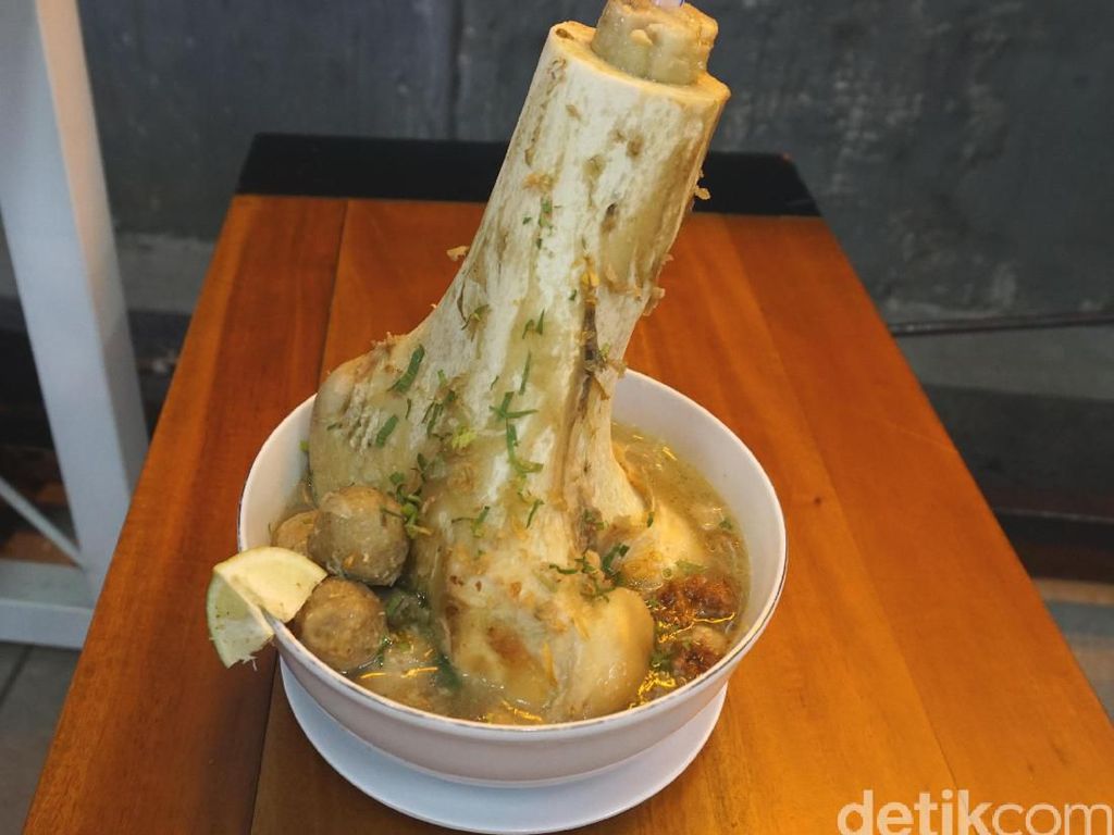 Hangat Gurih Bakso Sumsum Ada di 5 Tempat Ini Hangat Gurih Bakso Sumsum Ada di 5 Tempat Ini