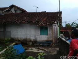 Angin Puting Beliung Rusak Sejumlah Rumah di Linggasari Ciamis