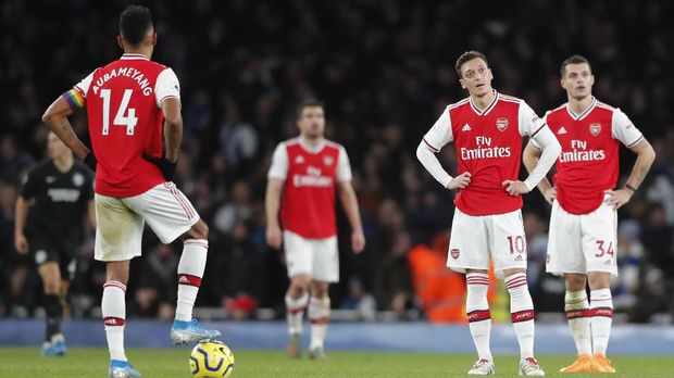 Arsenal incar kemenangan atas Bournemouth.