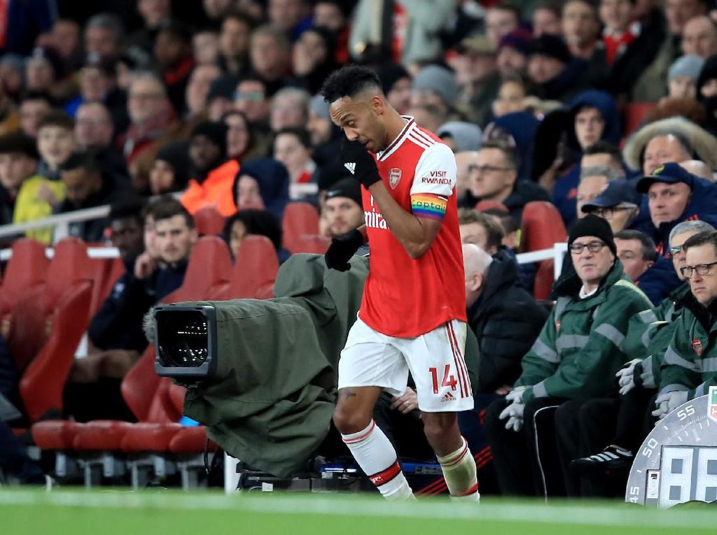 Panggilan Alam Aubameyang di Laga Arsenal Vs Brighton Panggilan Alam Aubameyang di Laga Arsenal Vs Brighton