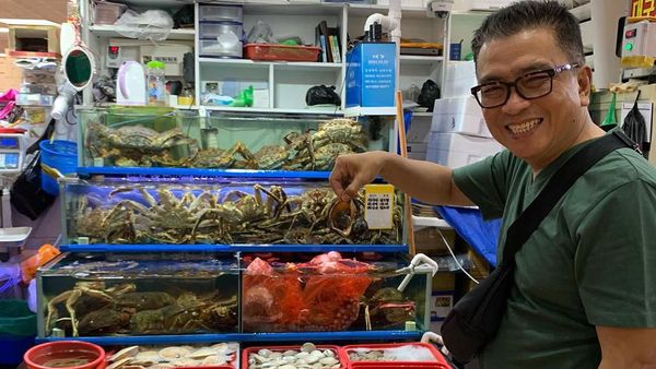 Intip Momen Makan Helmy Yahya yang Baru Dicopot dari Dirut TVRI