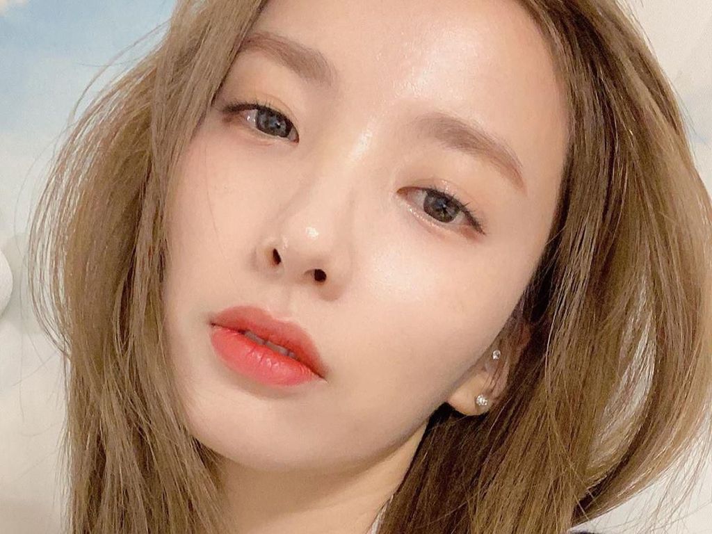 Kisah Cinta Unik Artis Korea yang Jatuh Cinta dengan Seorang Hacker Kisah Cinta Unik Artis Korea yang Jatuh Cinta dengan Seorang Hacker