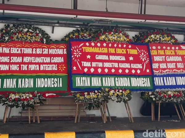 Pecat Ari Askhara dari Dirut Garuda, Erick Banjir Ucapan Terima Kasih
