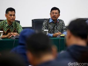 Johnny Plate akan Pertemukan Helmy Yahya dengan Dewas TVRI