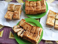 Kulineran di Bandung, Ada 8 Kedai Roti Legendaris yang Wajib Dicoba!
