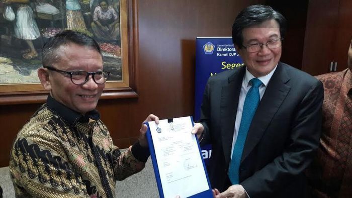 Sosok Prajogo Pangestu, Lulusan Sekolah Menengah Pertama yang Makara Orang Kaya Nomor 3 RI/Foto: dok.detikcom Sosok Prajogo Pangestu, Lulusan Sekolah Menengah Pertama yang Makara Orang Kaya Nomor 3 RI/Foto: dok.detikcom