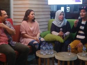 Sibuk Jadi Presenter, Begini Cara Indra Bekti Cegah Suara Hilang Sibuk Jadi Presenter, Begini Cara Indra Bekti Cegah Suara Hilang